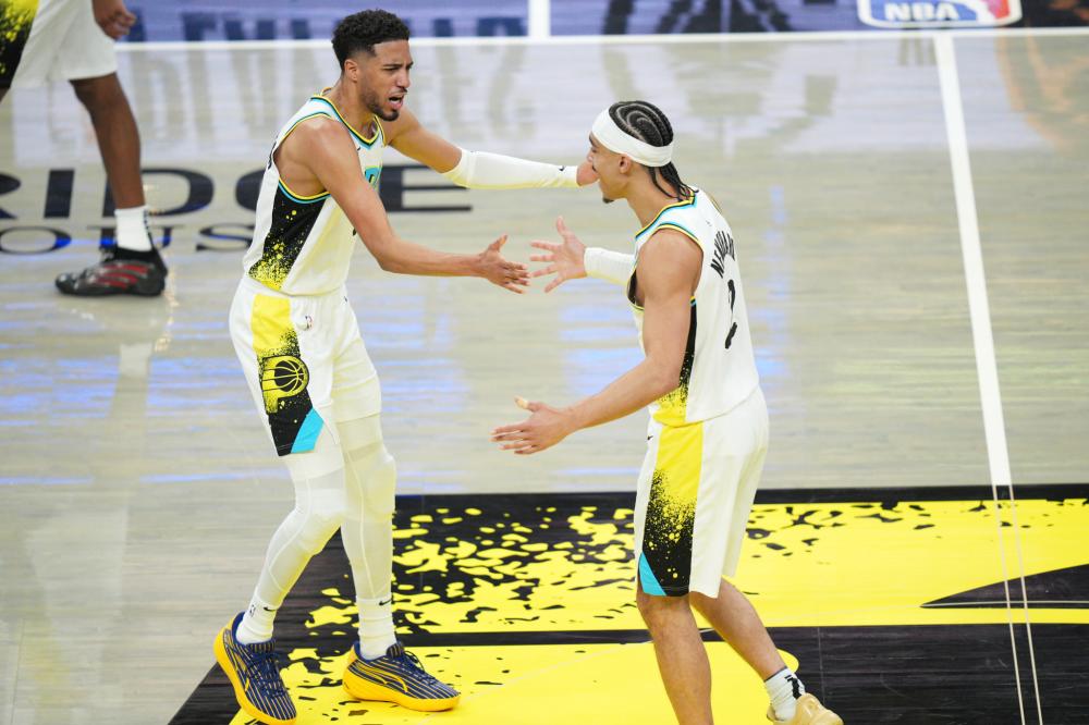 比赛的幕后 比赛的幕后